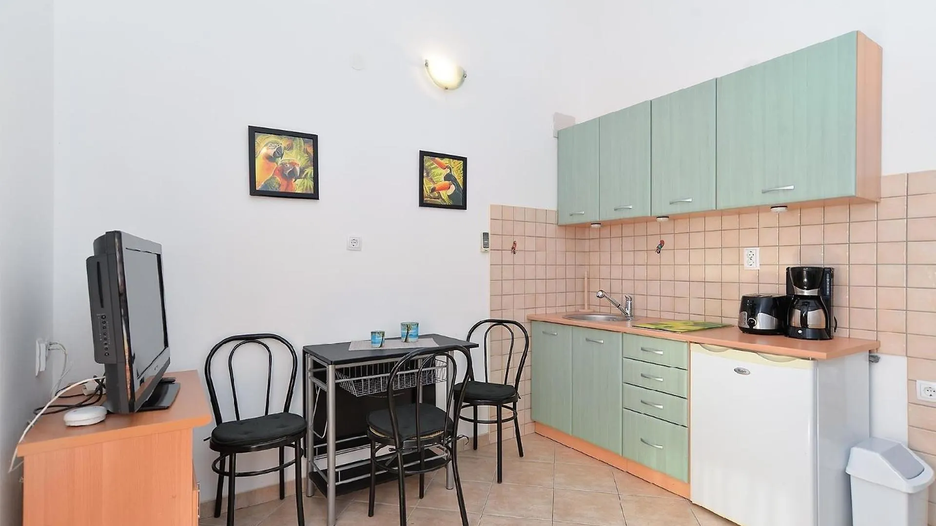 Ferienwohnung Fuer 3 Personen Ca 30 Qm In Fazana, Istrien Istrische Riviera Apartment Fazana