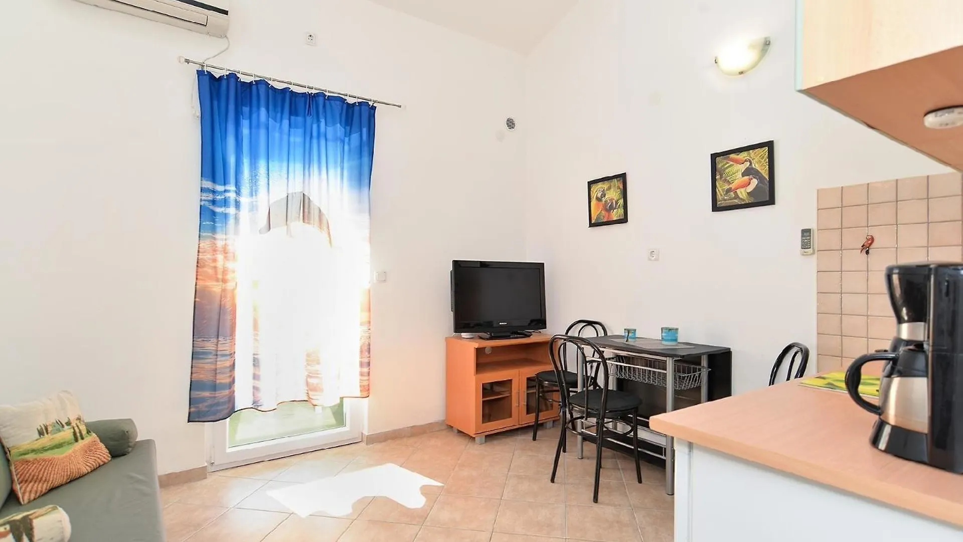 Ferienwohnung Fuer 3 Personen Ca 30 Qm In Fazana, Istrien Istrische Riviera 0*, Fazana Croatia